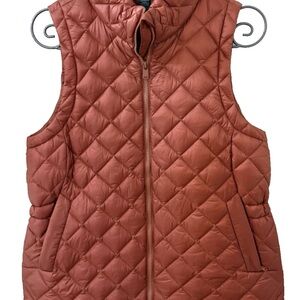 Athleta Quilted Vest in Warm Rust